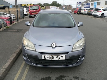 Used Renault Megane 2010 for sale - 75493320: Photo
