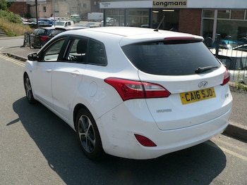 Used Hyundai i30 2016 for sale - 79168435: Photo