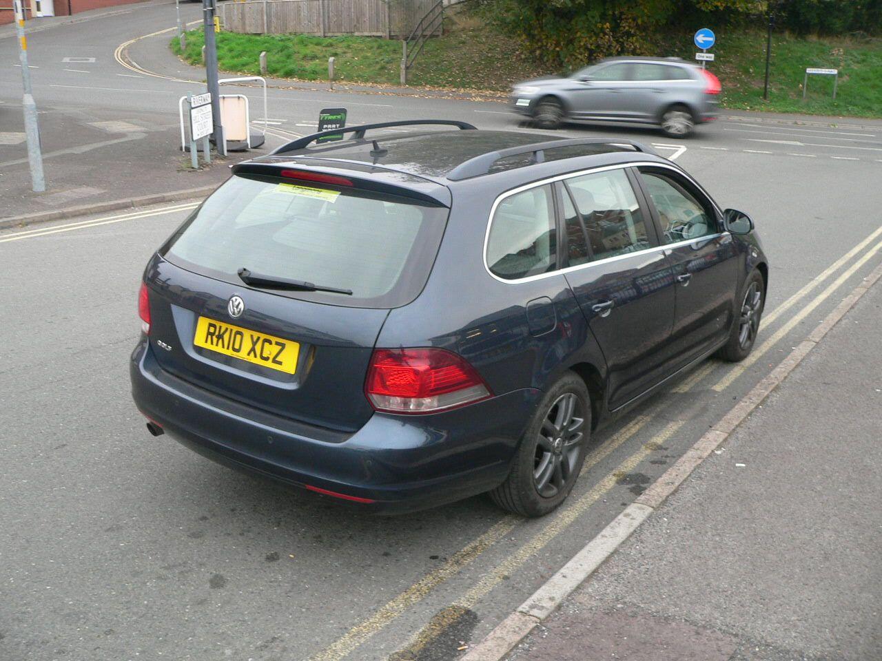 Used Volkswagen Golf 2010 for sale - 76259730: Photo 11