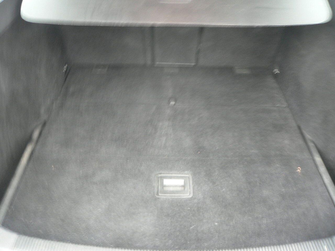 Used Volkswagen Golf 2010 for sale - 76259730: Photo 15