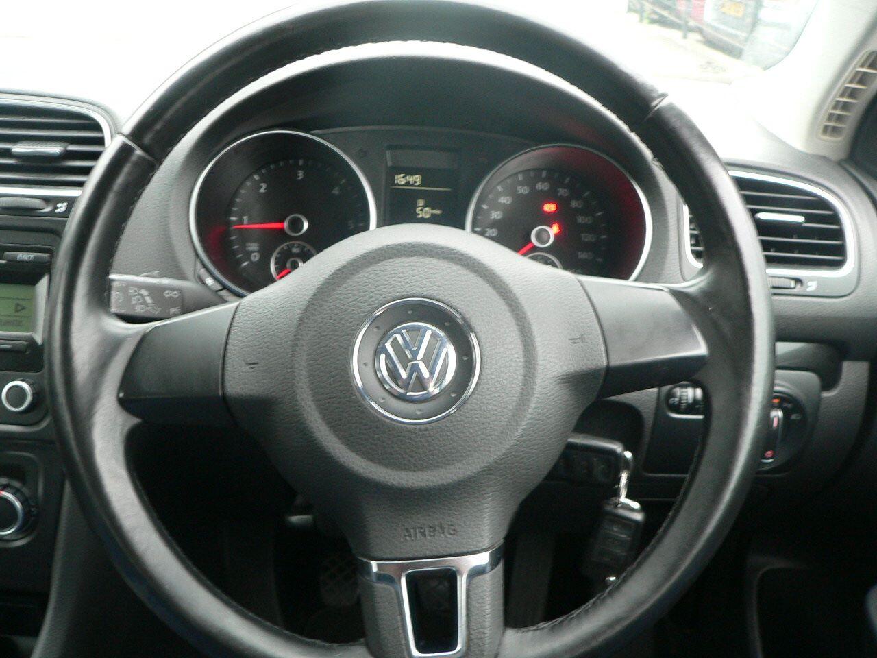 Used Volkswagen Golf 2010 for sale - 76259730: Photo 25