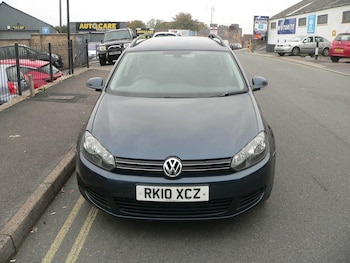 Used Volkswagen Golf 2010 for sale - 76259730: Photo
