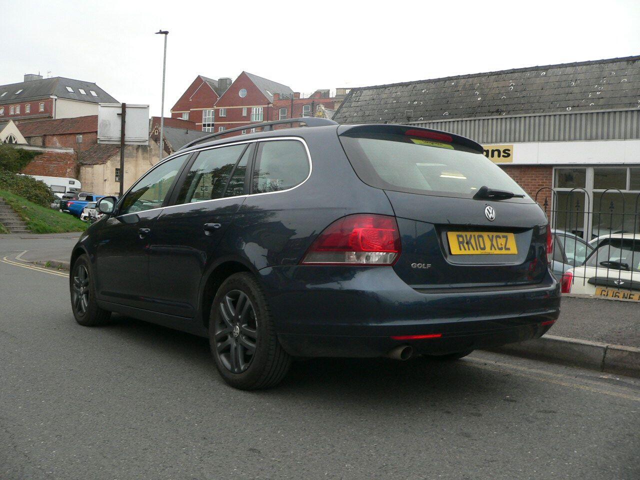 Used Volkswagen Golf 2010 for sale - 76259730: Photo 8