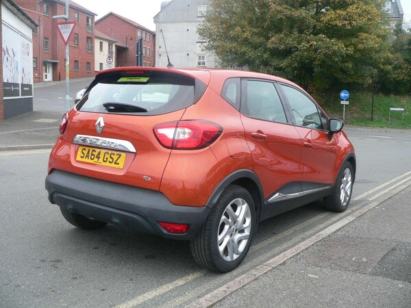 Used Renault Captur 2014 for sale - 76295390: Photo 10