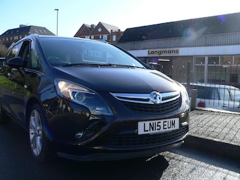 Used Vauxhall Zafira Tourer 2015 for sale - 77142967: Photo