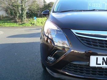 Used Vauxhall Zafira Tourer 2015 for sale - 77142967: Photo