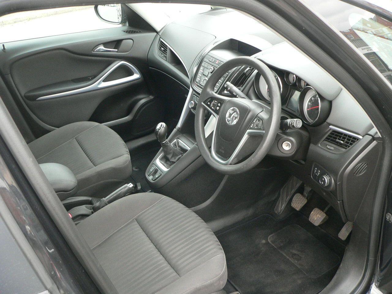 Used Vauxhall Zafira 2015 for sale - 76688976: Photo 18