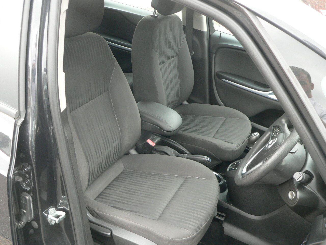 Used Vauxhall Zafira 2015 for sale - 76688976: Photo 22