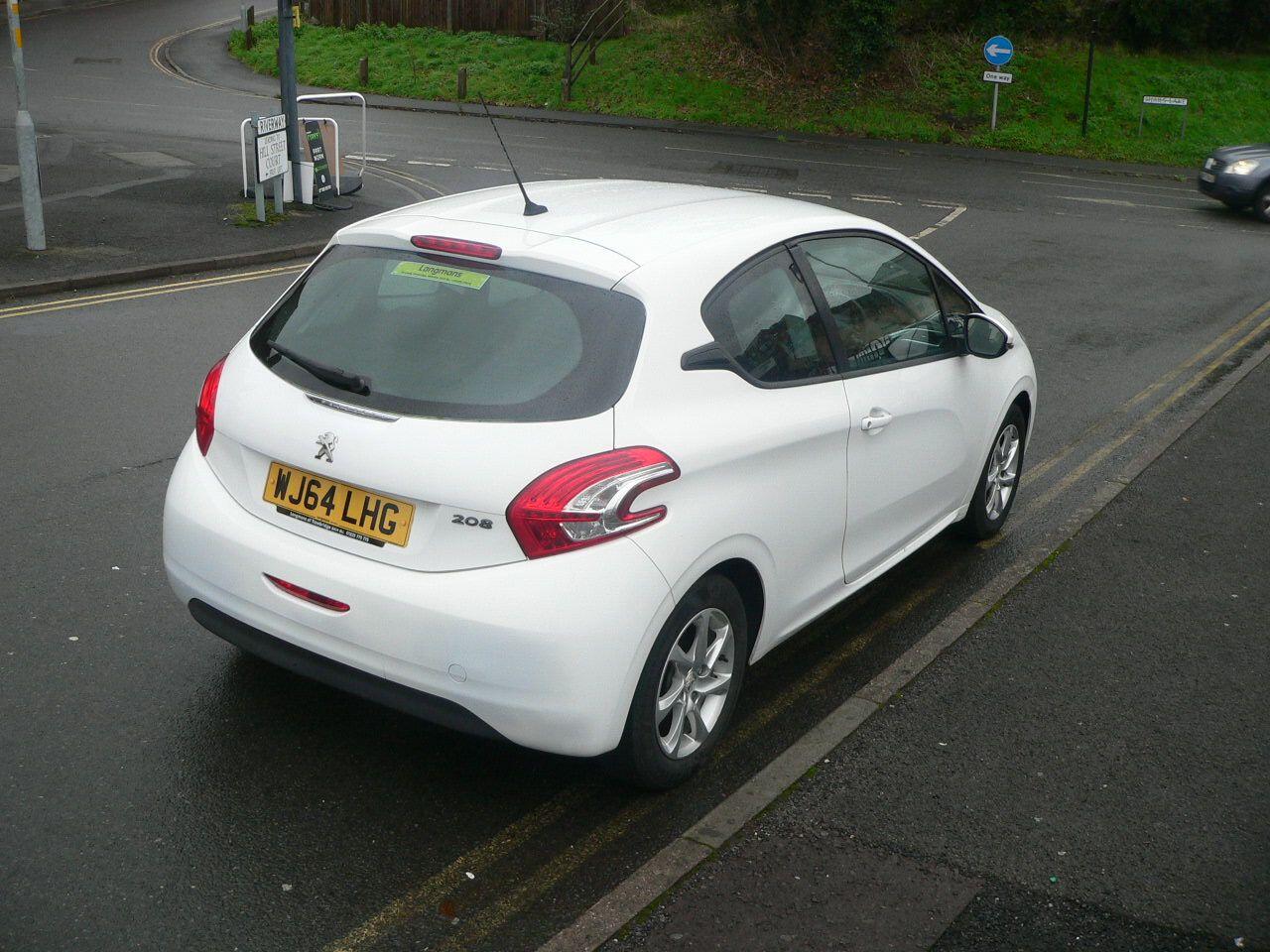 Used Peugeot 208 2014 for sale - 76728688: Photo 11