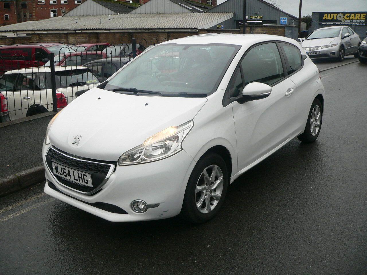 Used Peugeot 208 2014 for sale - 76728688: Photo 6