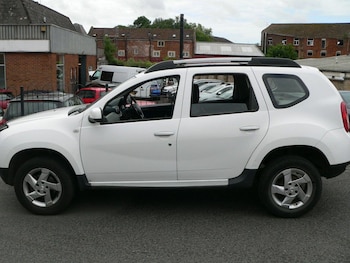 Used Dacia Duster 2014 for sale - 78649063: Photo