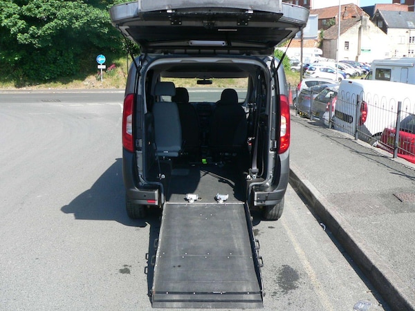Used Fiat Doblo 2016 for sale - 74837324: Photo 16