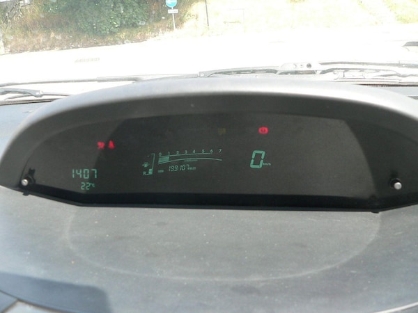 Used Toyota Yaris 2009 for sale - 75173928: Photo 24