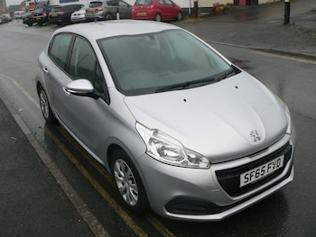 Used Peugeot 208 2016 for sale - 75362954: Photo