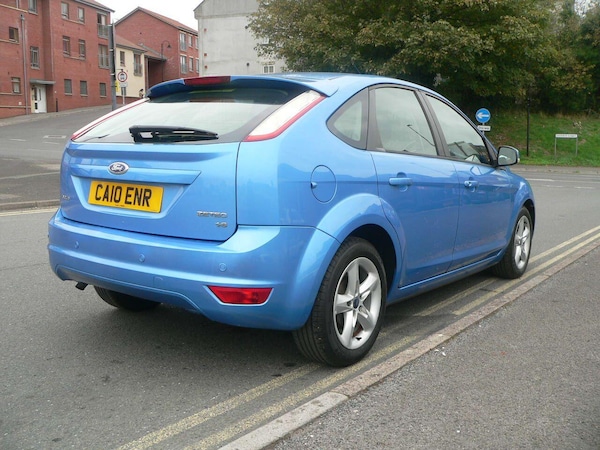 Used Ford Focus 2010 for sale - 76227362: Photo 10