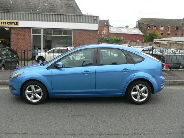 Used Ford Focus 2010 for sale - 76227362: Photo 7