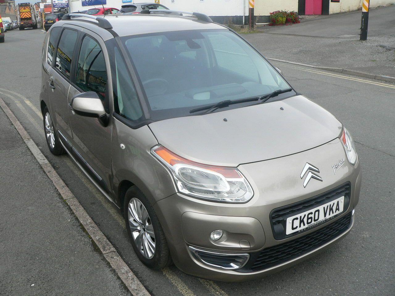 Used Citroen C3 Picasso 2010 for sale - 76801617: Photo 2