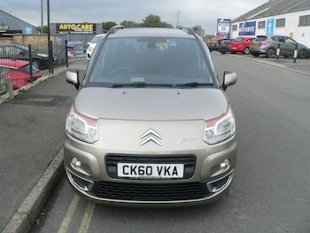 Used Citroen C3 Picasso 2010 for sale - 76801617: Photo