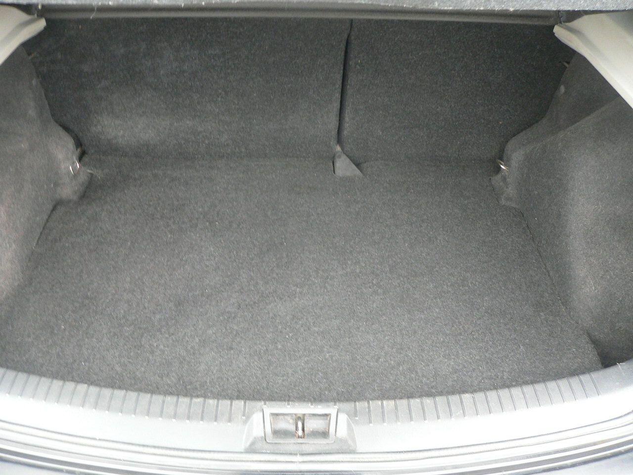 Used Nissan Qashqai 2011 for sale - 76689161: Photo 15