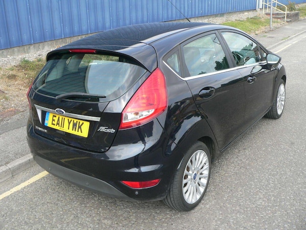 Used Ford Fiesta 2011 for sale - 75609597: Photo 11