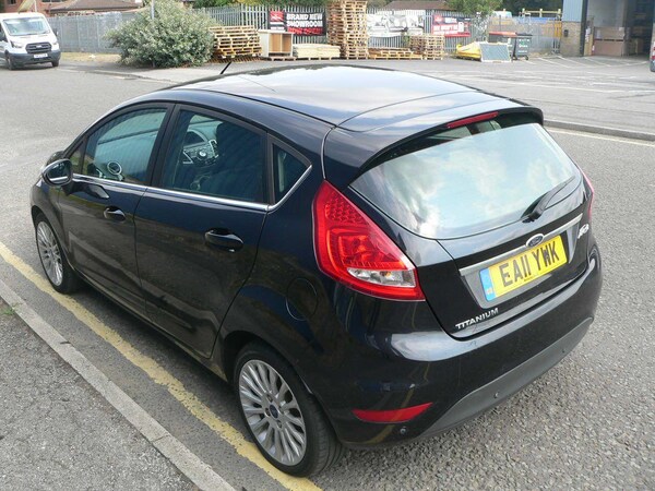 Used Ford Fiesta 2011 for sale - 75609597: Photo 9
