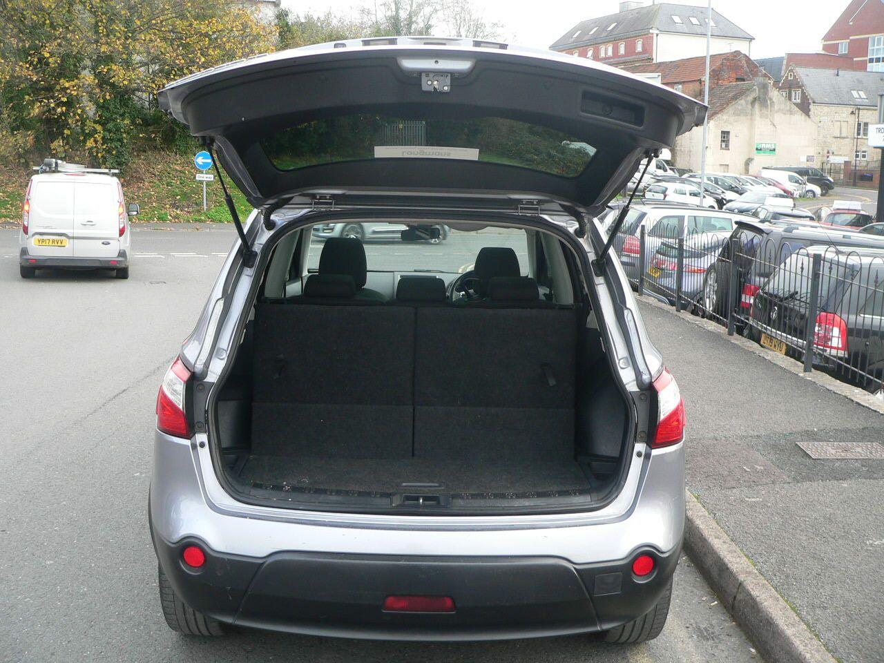 Used Nissan Qashqai+2 2011 for sale - 76513383: Photo 14