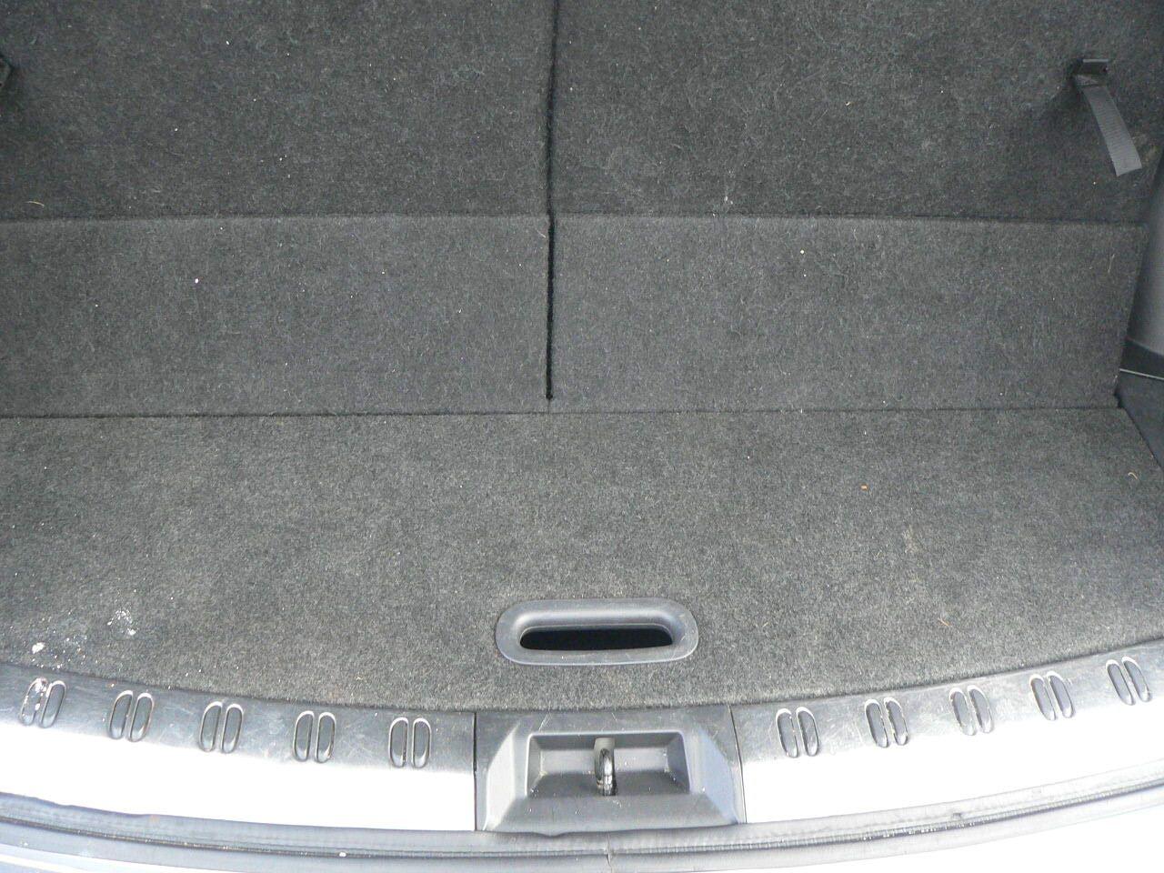 Used Nissan Qashqai+2 2011 for sale - 76513383: Photo 15