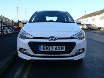 Used Hyundai i20 2017 for sale - 76926471: Photo