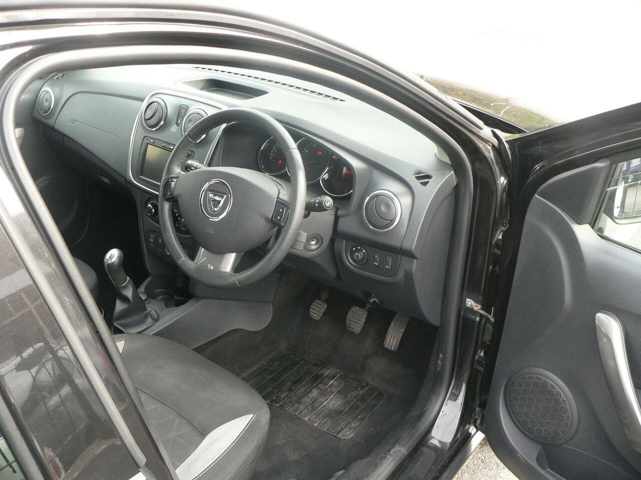 Used Dacia Sandero Stepway 2013 for sale - 76295826: Photo 19
