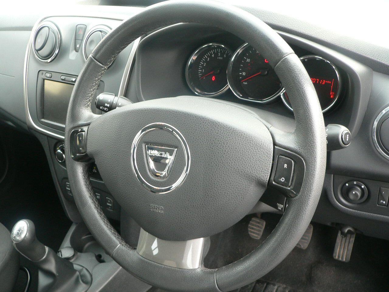 Used Dacia Sandero Stepway 2013 for sale - 76295826: Photo 20