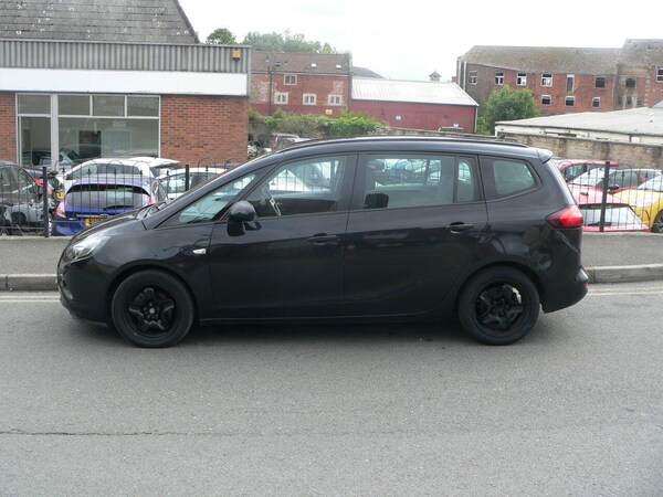Used Vauxhall Zafira Tourer 2014 for sale - 75670256: Photo 7