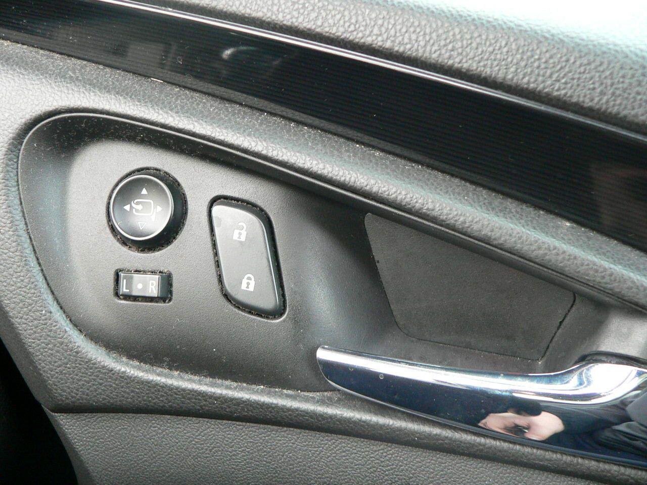 Used Vauxhall Insignia 2013 for sale - 77016609: Photo 23