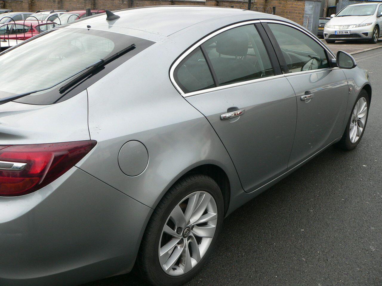 Used Vauxhall Insignia 2013 for sale - 77016609: Photo 3