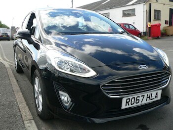Used Ford Fiesta 2017 for sale - 77970412: Photo