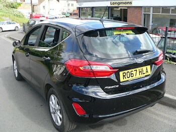 Used Ford Fiesta 2017 for sale - 77970412: Photo