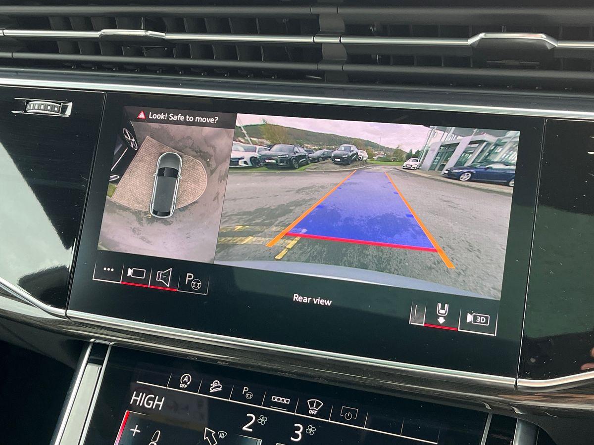 Used Audi Q8 2023 for sale - 77541957: Photo 11