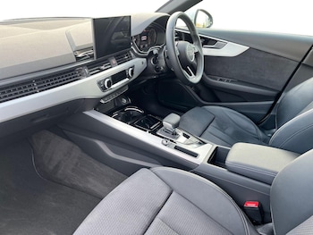 Used Audi A4 2023 for sale - 77542277: Photo