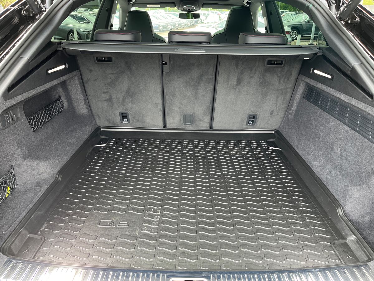 Used Audi RS Q8 2025 for sale - 76678620: Photo 21