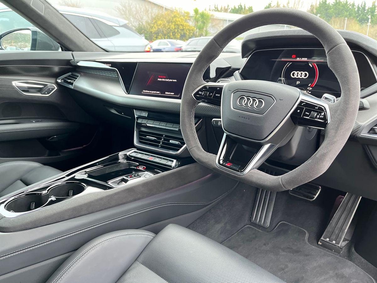 Used Audi RS e-tron GT 2023 for sale - 77725609: Photo 12