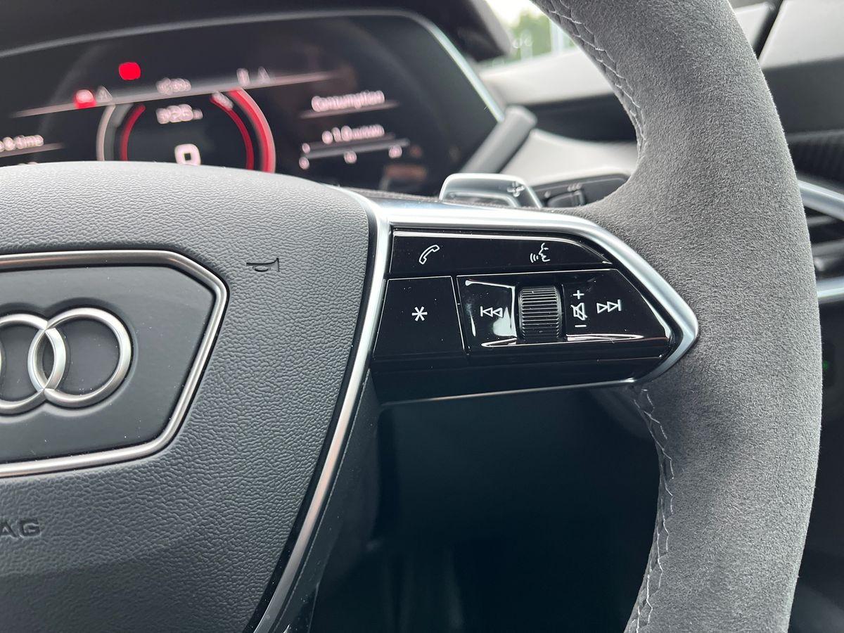 Used Audi RS e-tron GT 2023 for sale - 77725609: Photo 14