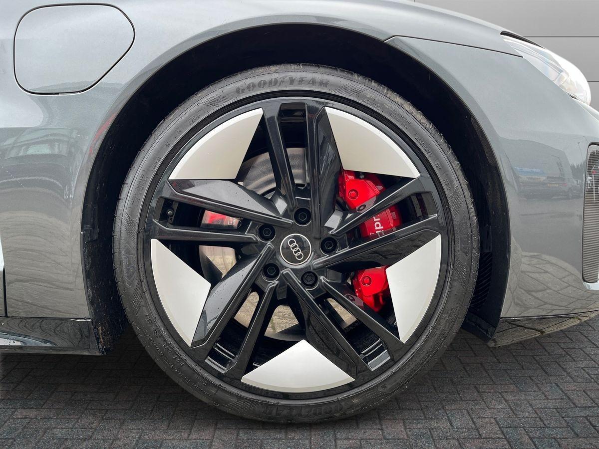 Used Audi RS e-tron GT 2023 for sale - 77725609: Photo 8