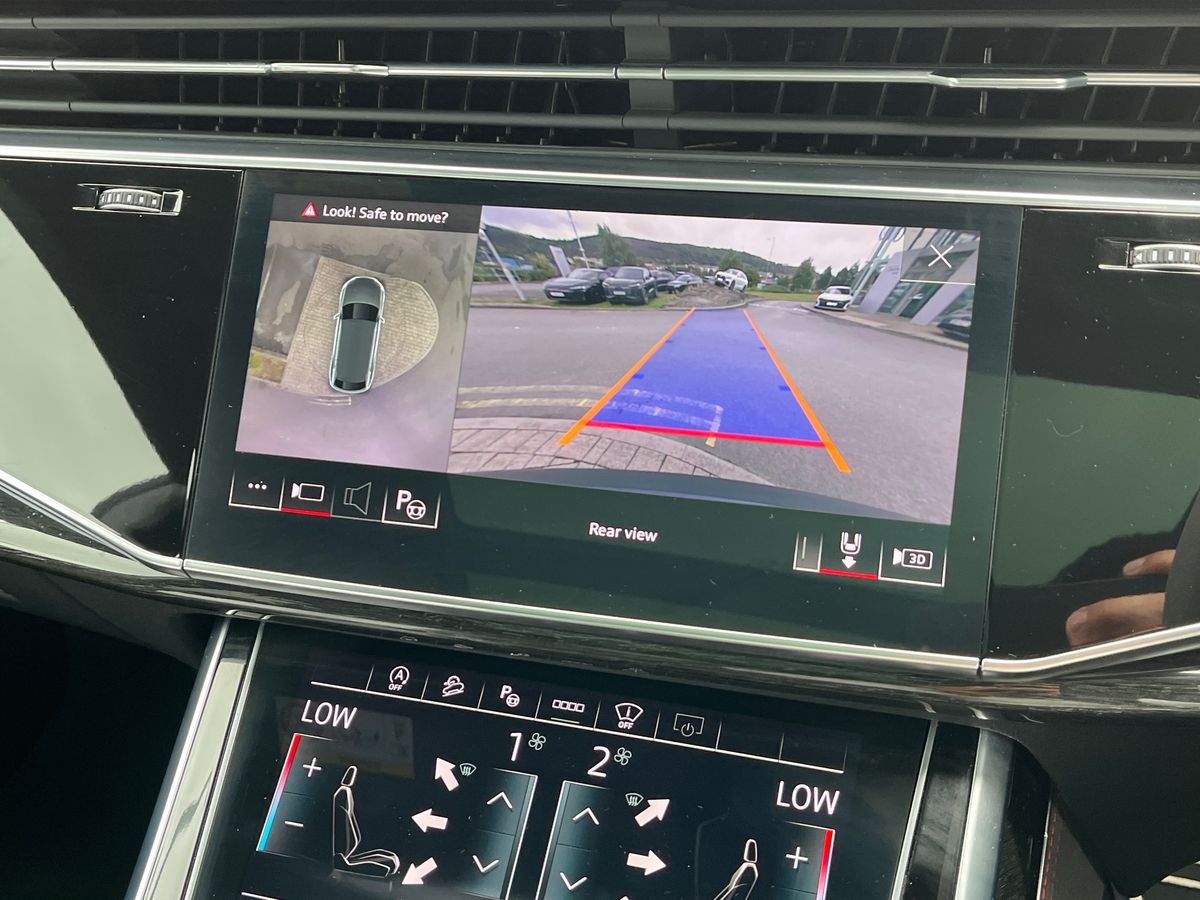 Used Audi RS Q8 2022 for sale - 76675445: Photo 10