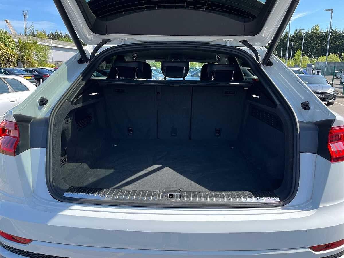 Used Audi Q8 2022 for sale - 77541956: Photo 20