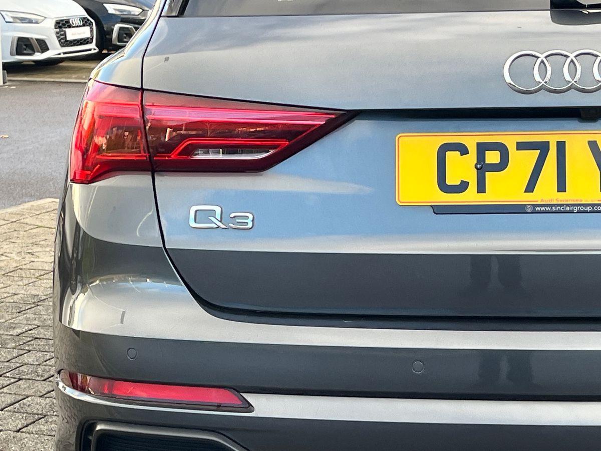 Used Audi Q3 2021 for sale - 76931543: Photo 16