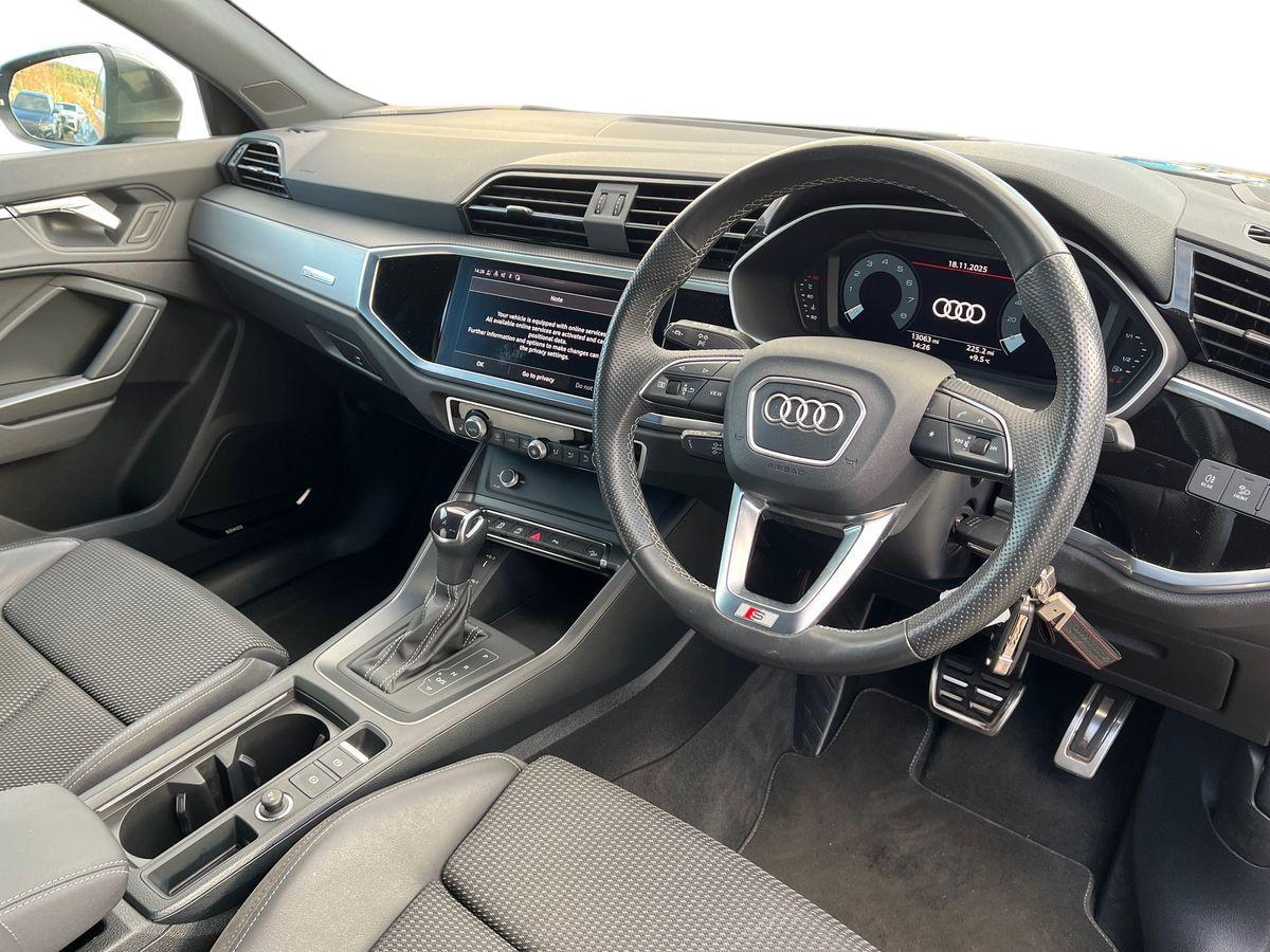 Used Audi Q3 2021 for sale - 76931543: Photo 17