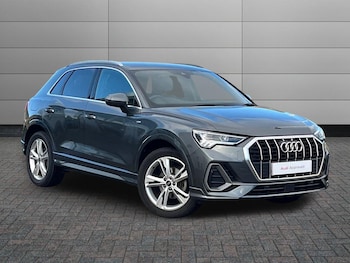 Used Audi Q3 2021 for sale - 76931543: Photo