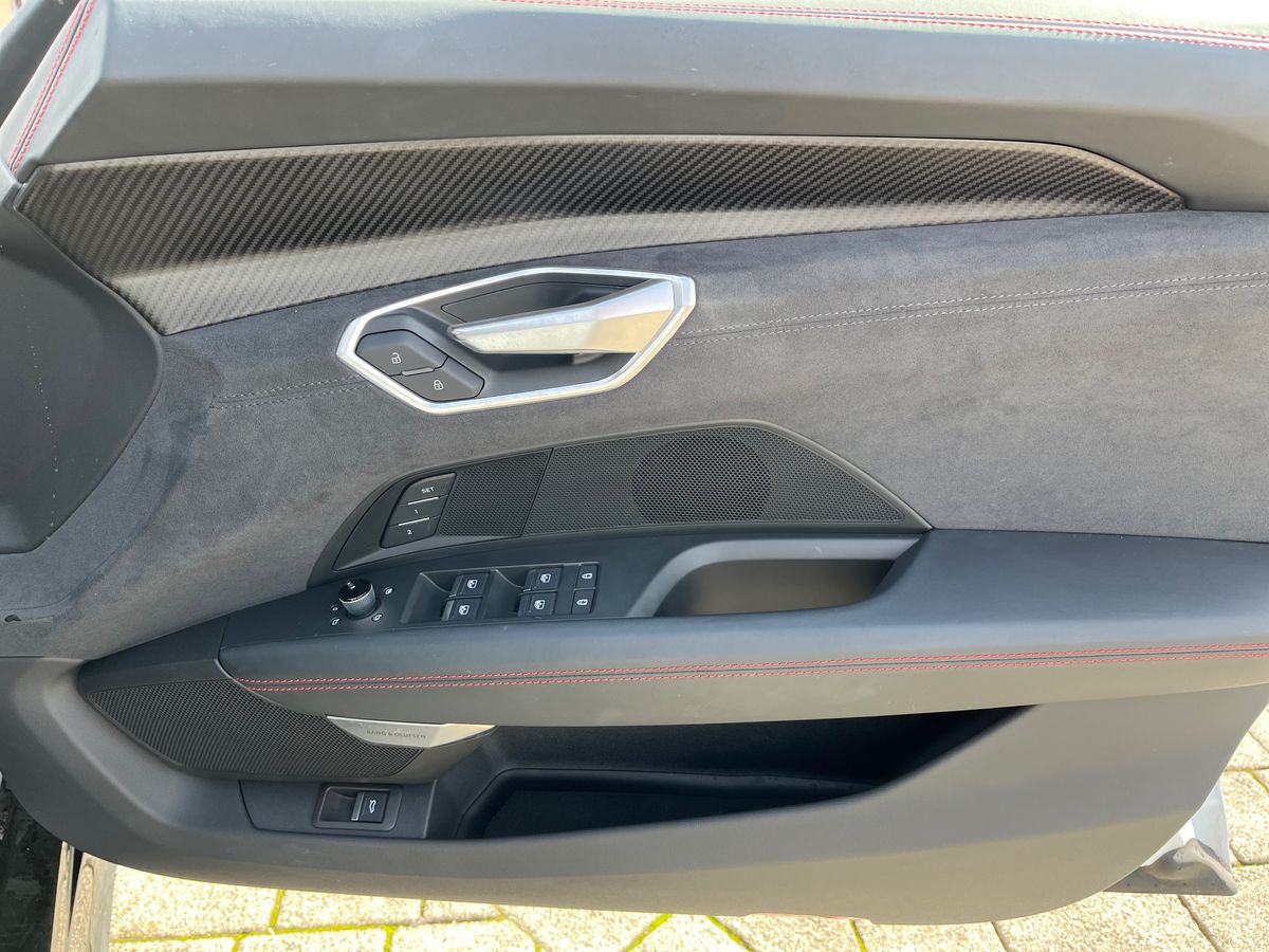 Used Audi RS e-tron GT 2022 for sale - 77541961: Photo 24