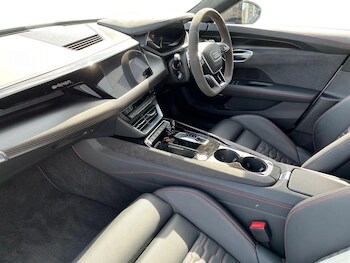 Used Audi RS e-tron GT 2022 for sale - 77541961: Photo