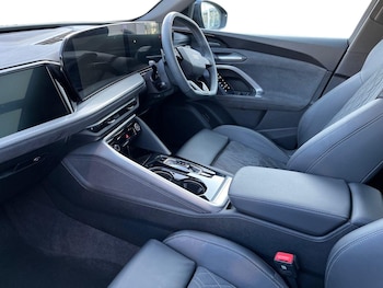 Used Audi Q5 2025 for sale - 78406613: Photo