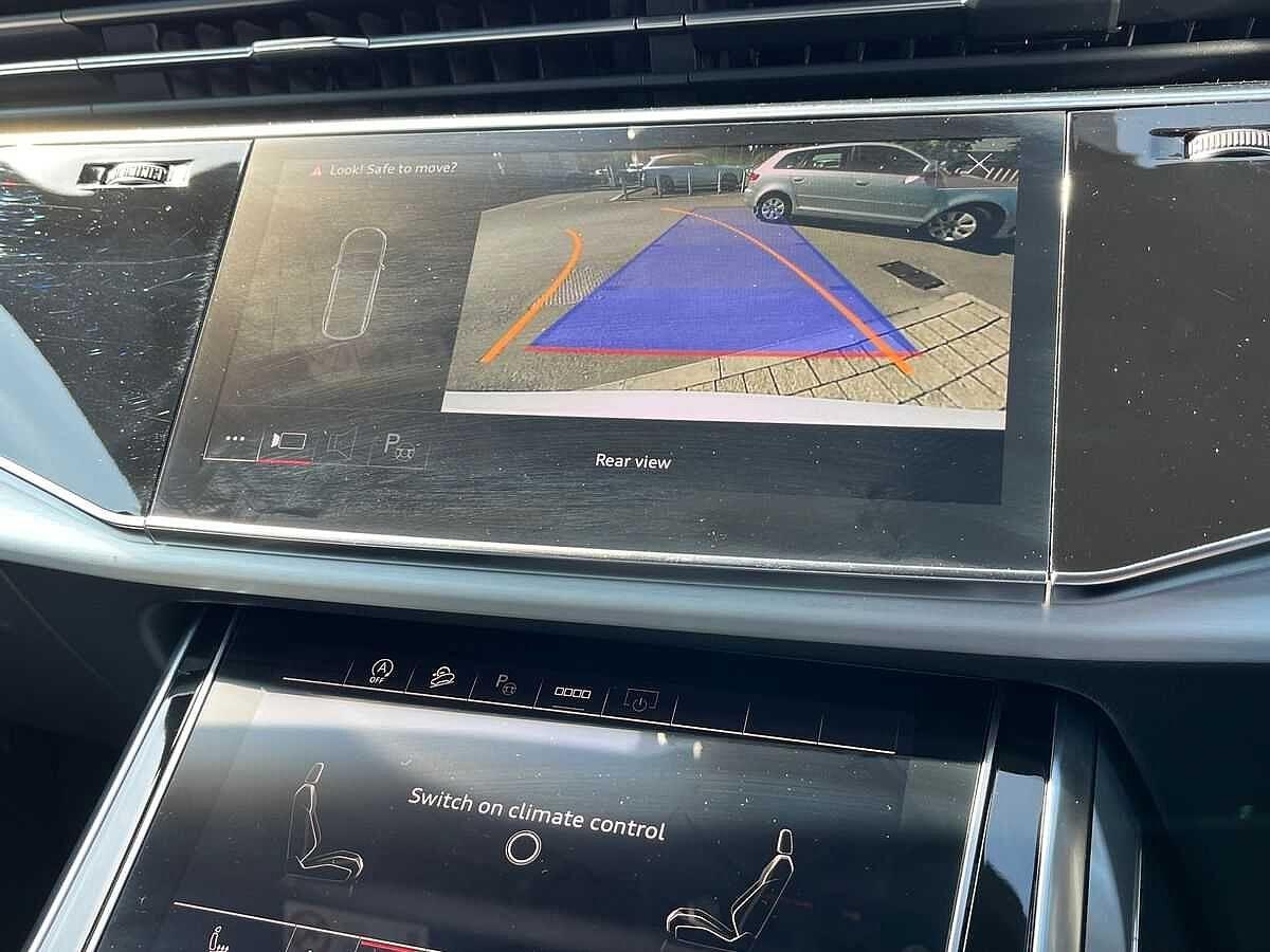 Used Audi Q8 2022 for sale - 76675112: Photo 12